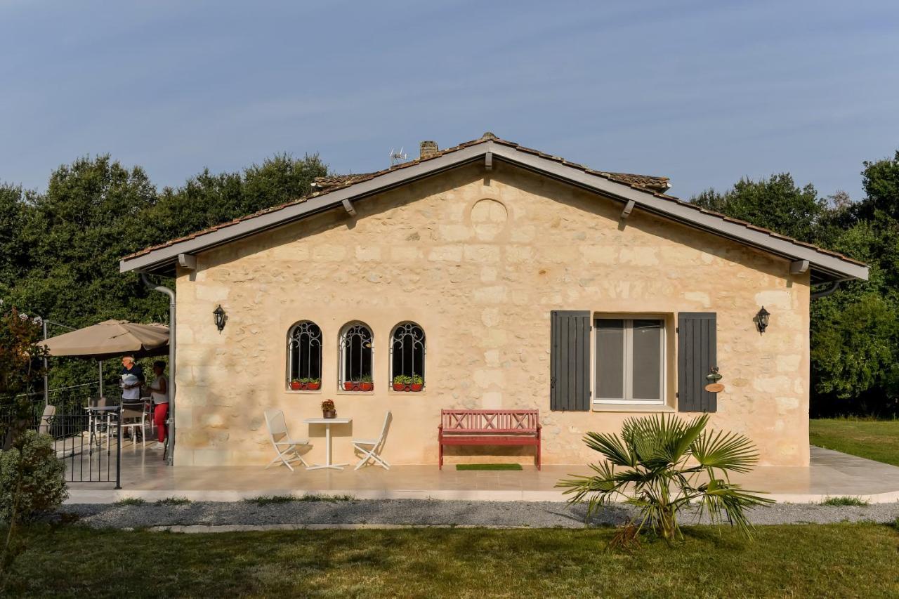 Domaine Verte Vallee Lignan-de-Bordeaux Bagian luar foto