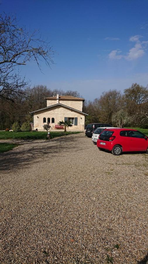 Domaine Verte Vallee Lignan-de-Bordeaux Bagian luar foto
